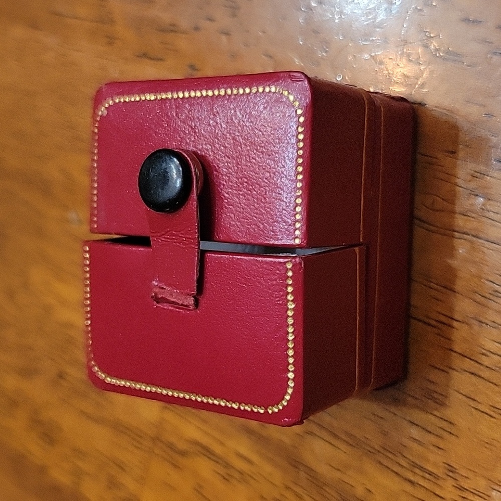 Vintage Red Leatherette Split Top Ring Box Holder
